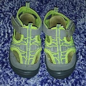 Oshkosh Bumpstop Unisex Sandals